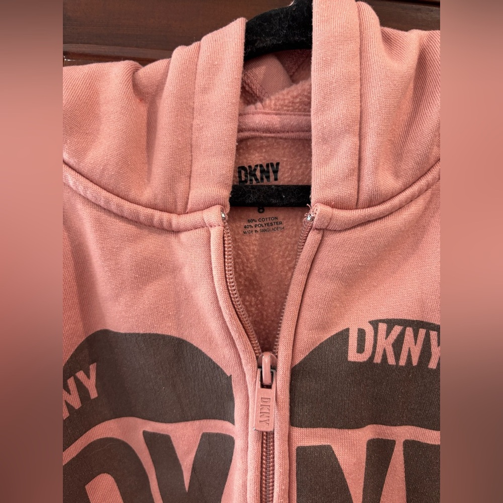 DKNY Kids Coral Sweatpants & Hoodie Set - Picture 4 of 10